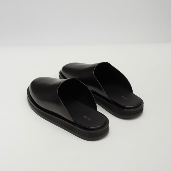 The Row Sabot Black Leather Mules NWB Size 38.5 - Picture 9 of 9